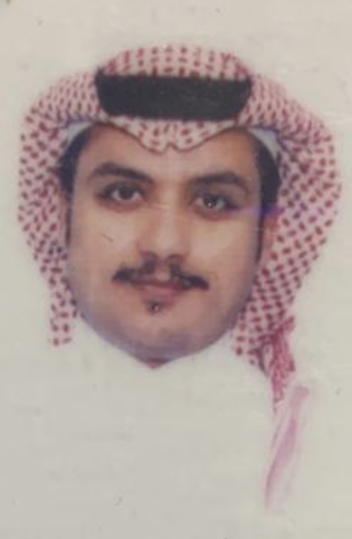 علي عبدالله حمود عقلا